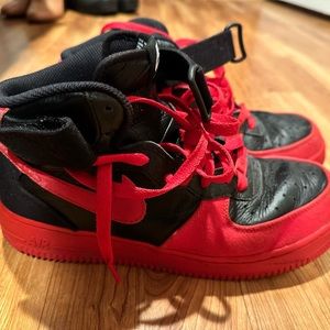 Custom Nike AF1 mid. Men’s.